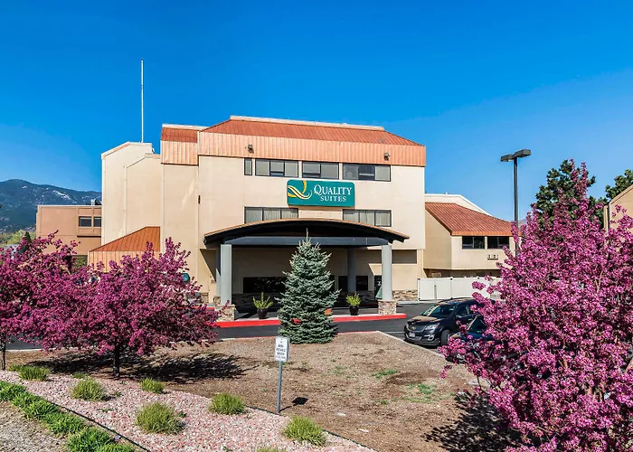 Quality Suites Central Colorado Springs